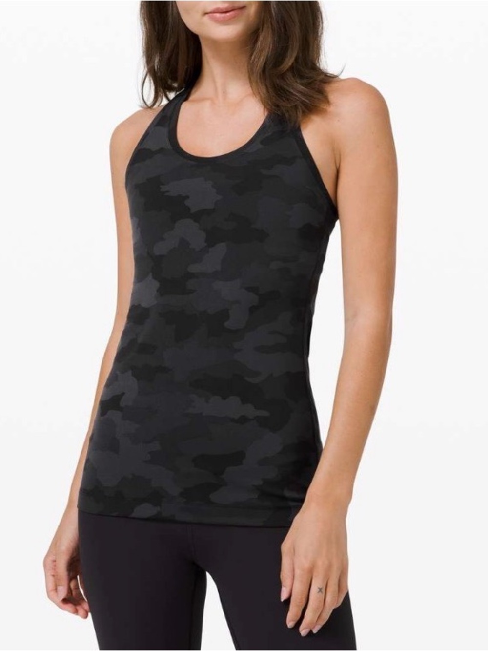 Lululemon Cool Racerback II *Nulu
Heritage 365 Camo Deep Coal Multi size 4